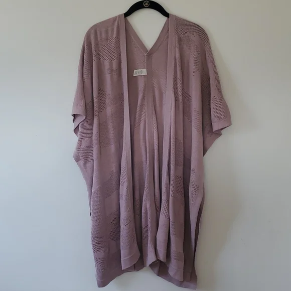 Lululemon Find Your Light Wrap - Picture 3 of 12